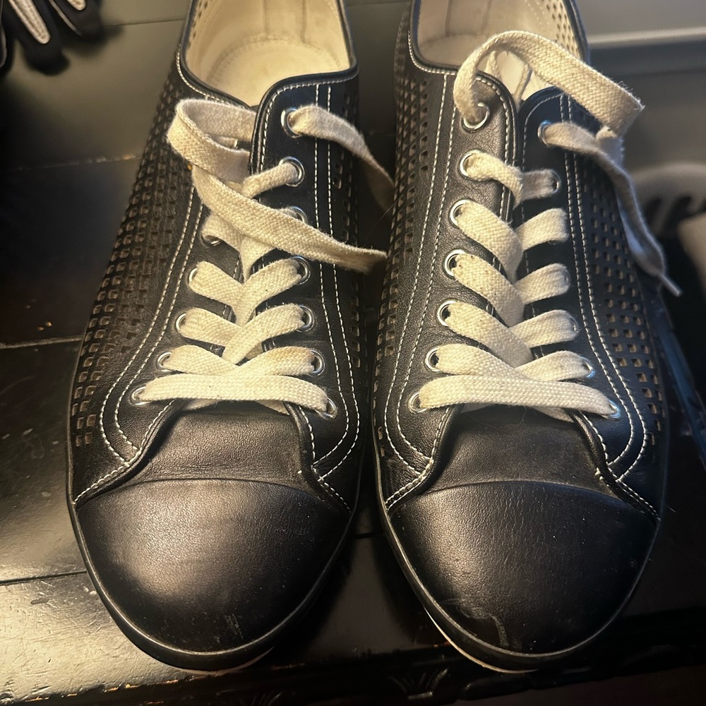 Prada Black and White Sneakers Classic Low-Top Design